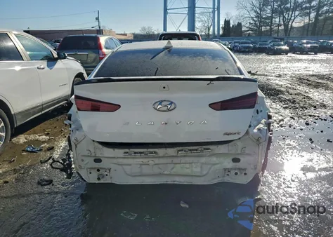 2020 Hyundai Elantra Sport z USA, uszkodzony, nr VIN KMHD04LB3LU010701
